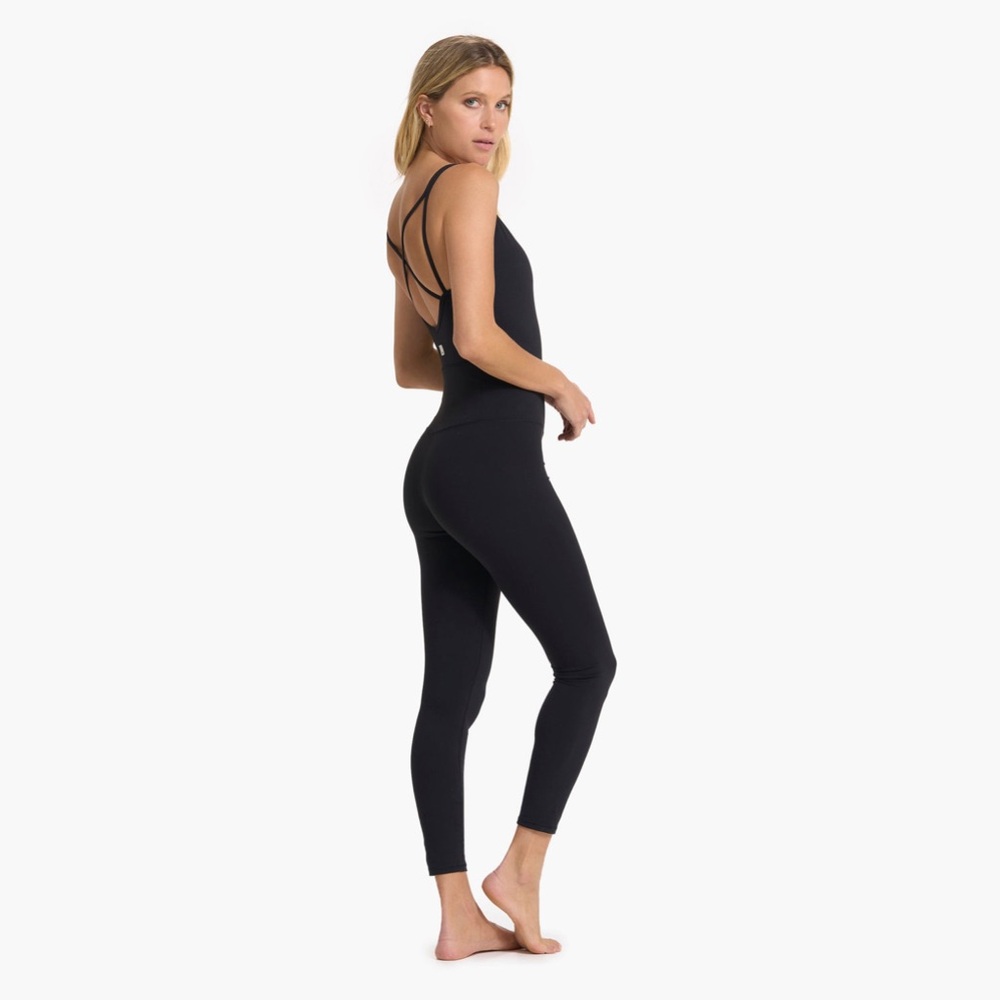 Vuori Mindset Jumpsuit•Open Back Performance Onesie•Black•FLAWLESS•Medium - Picture 9 of 15